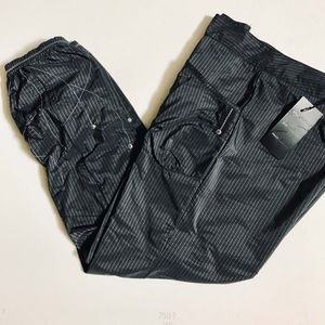 Black ankle pants